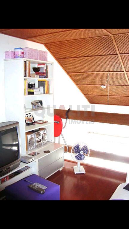 Triplex a Venda e Locação no Brooklin com 80m², com 2 dormitórios, 1 suíte e 1 garagem.