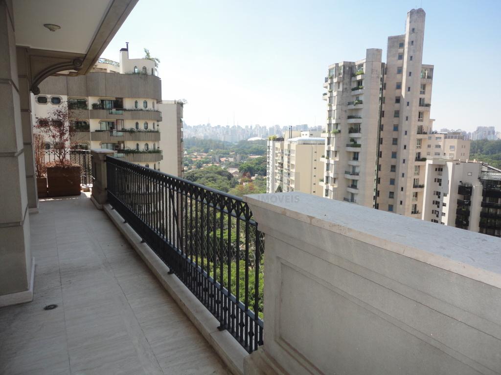 540m2 Frente à Praça Pereira Coutinho este fantástico empreendimento !! Único