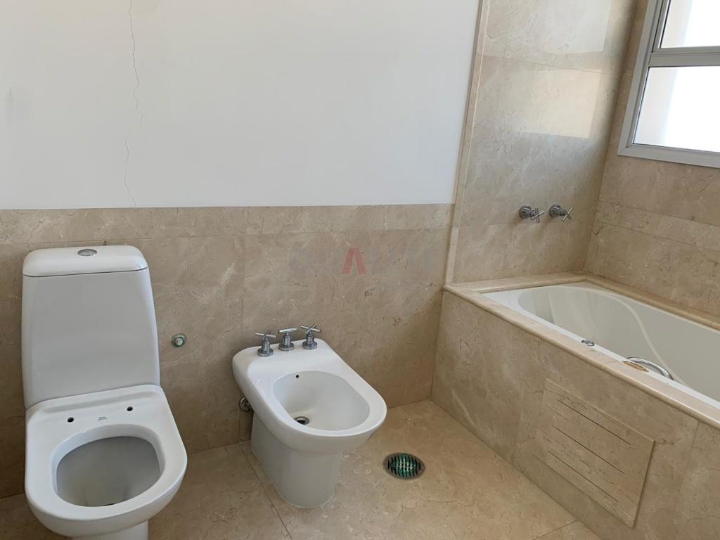 Espetacular Apartamento com 4 suítes , 5 vagas, Lazer Completo A VENDA em Moema Índios. OPORTUNIDADE!
