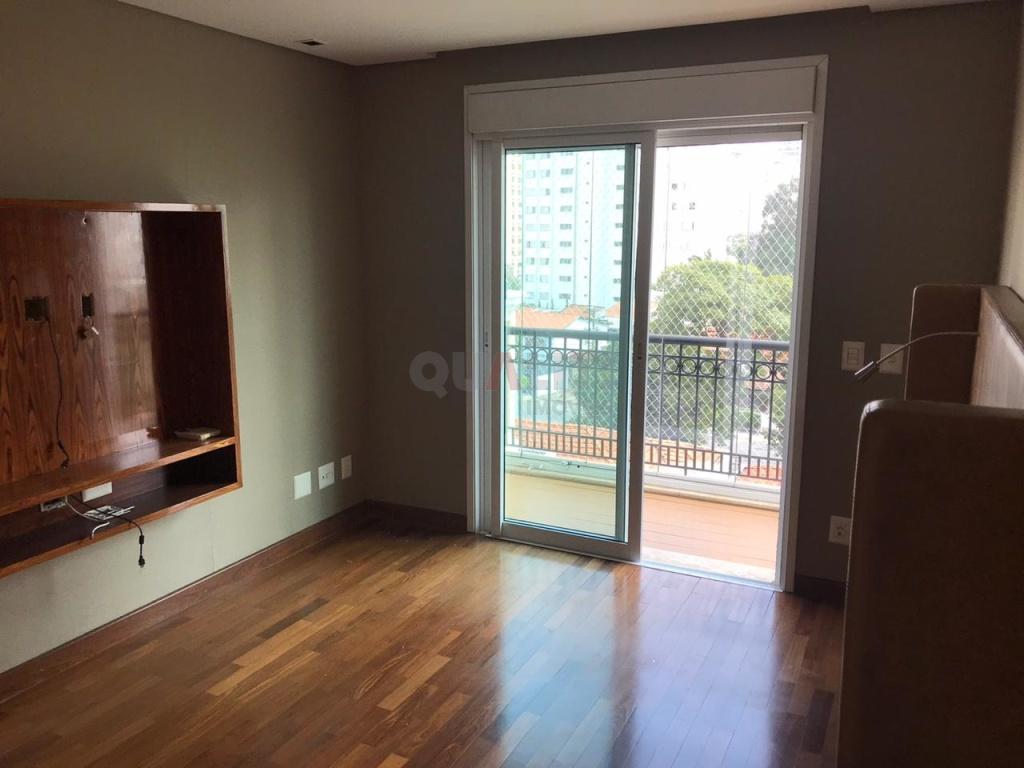 Apartamento para Locação e Venda com 218 m² no Campo Belo com 3 dormitórios, 3 suítes e 5 vagas de garagem