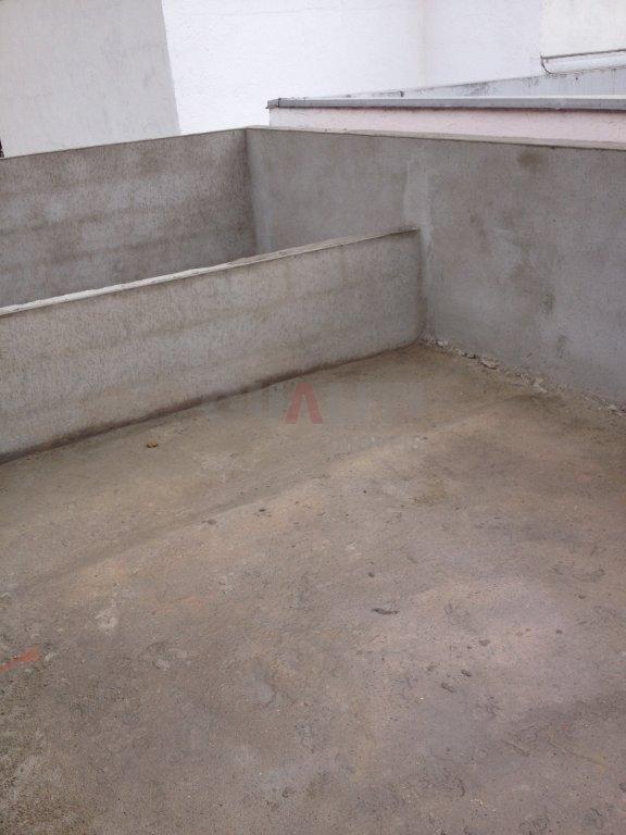 Prédio comercial em moema com 8 vagas pararelas, com recuo!!