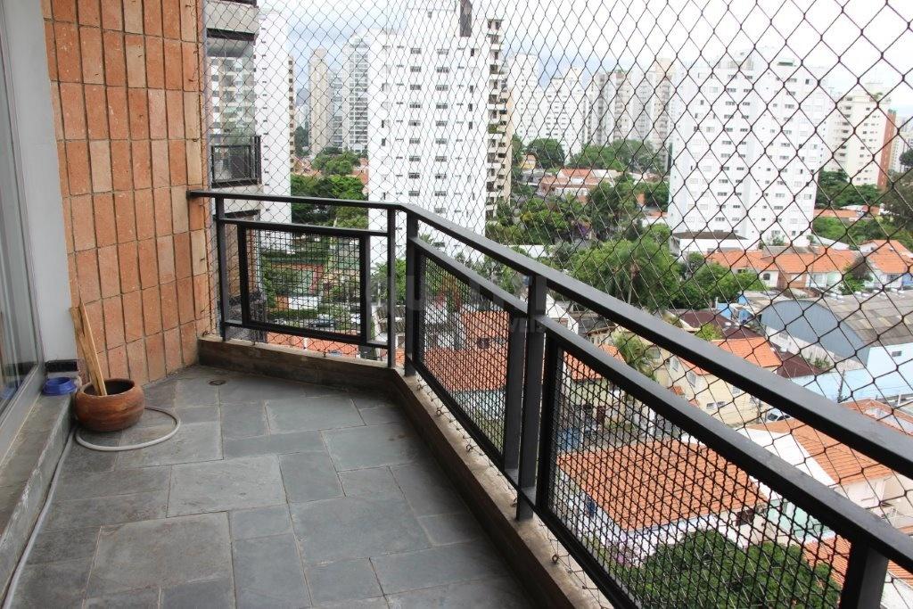 Excelente apartamento com 3 dormitórios à venda no Campo Belo
