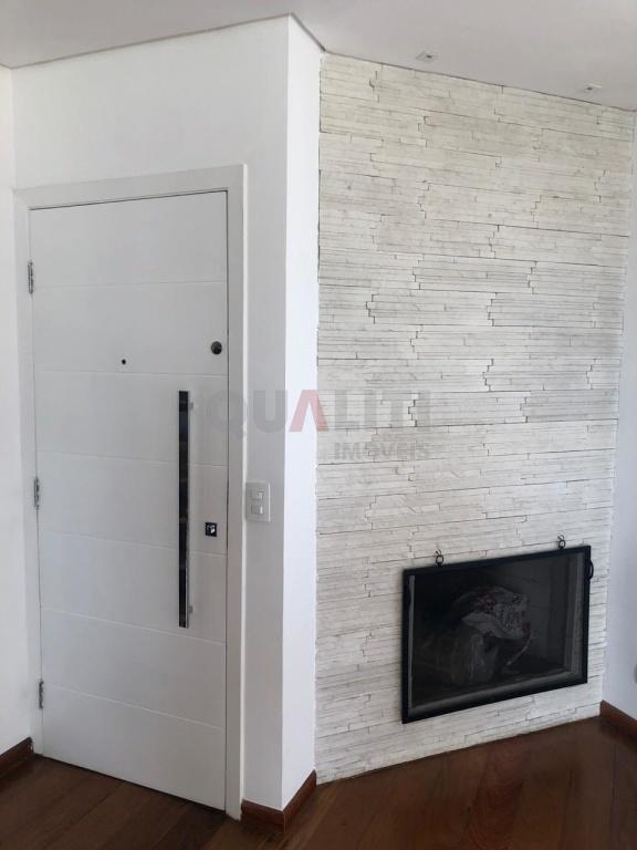 Apartamento Cobertura à Venda em Moema.