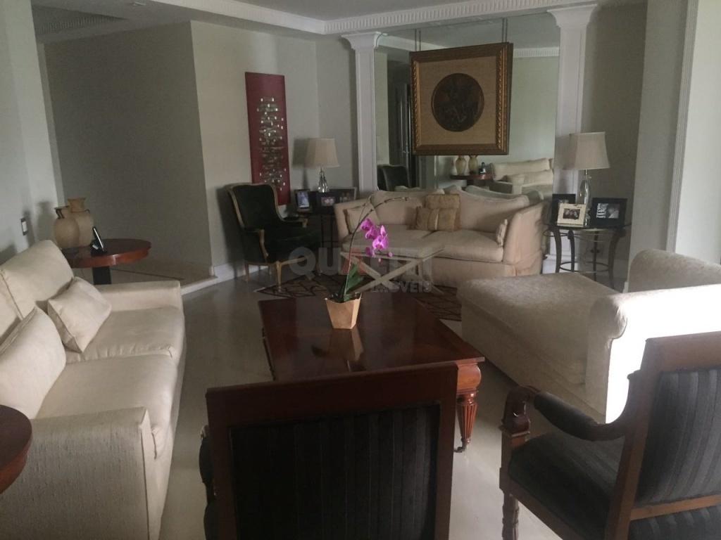 Apartamento 4 dormitórios com 2 suítes em Moema São Paulo