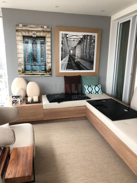 Apartamento alto padrão com 3 suítes, 4 vagas, 225 m² para venda no Brooklin Novo.