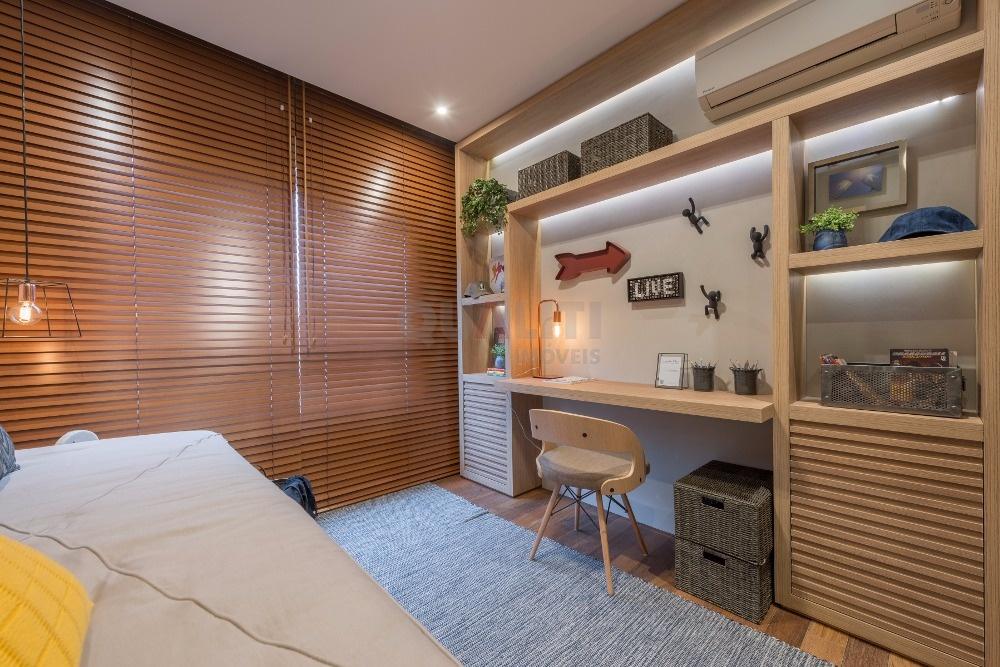 Apartamento alto padrão com 3 suítes, 4 vagas, 225 m² para venda no Brooklin Novo.