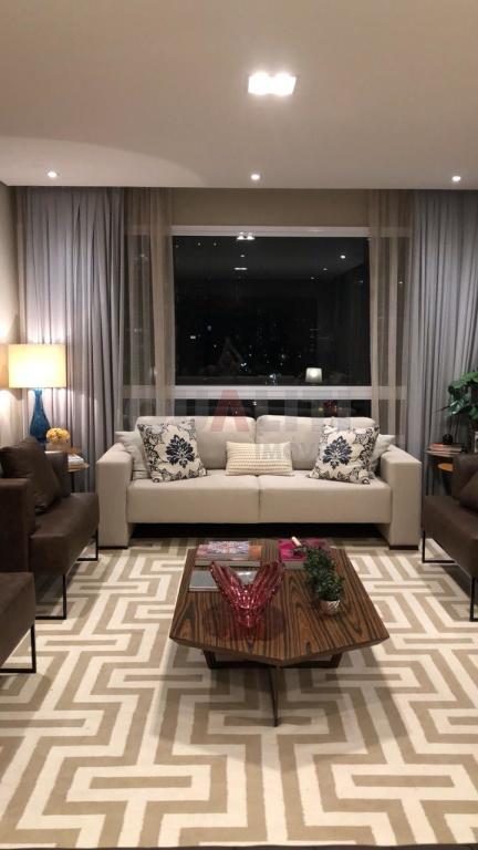 Apartamento alto padrão com 3 suítes, 4 vagas, 225 m² para venda no Brooklin Novo.