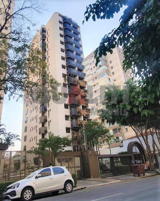 Apartamento semi-mobiliado com 45 m², 1 quarto e 1 vaga em Moema Pássaros