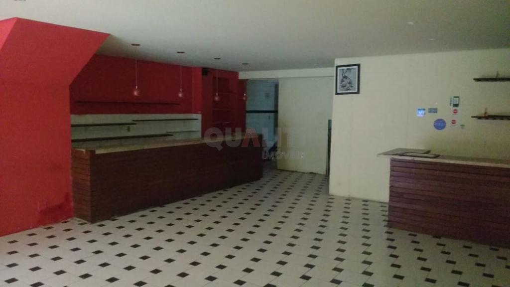 Casa comercial para locação no Brooklin, 1 vaga de garagem, 2 banheiros