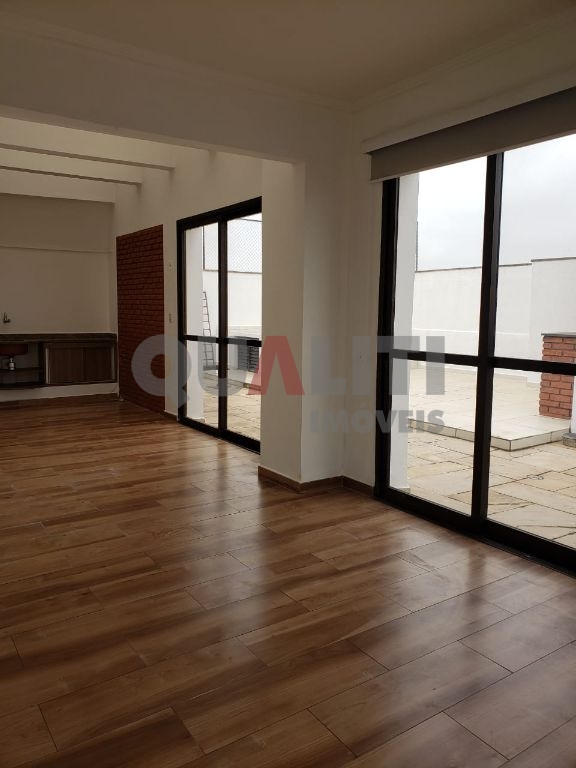 Cobertura duplex para venda em Moema com 184 m², 3 quartos sendo 2 suítes, 2 vagas, lazer e vista panorâmica, oportunidade!