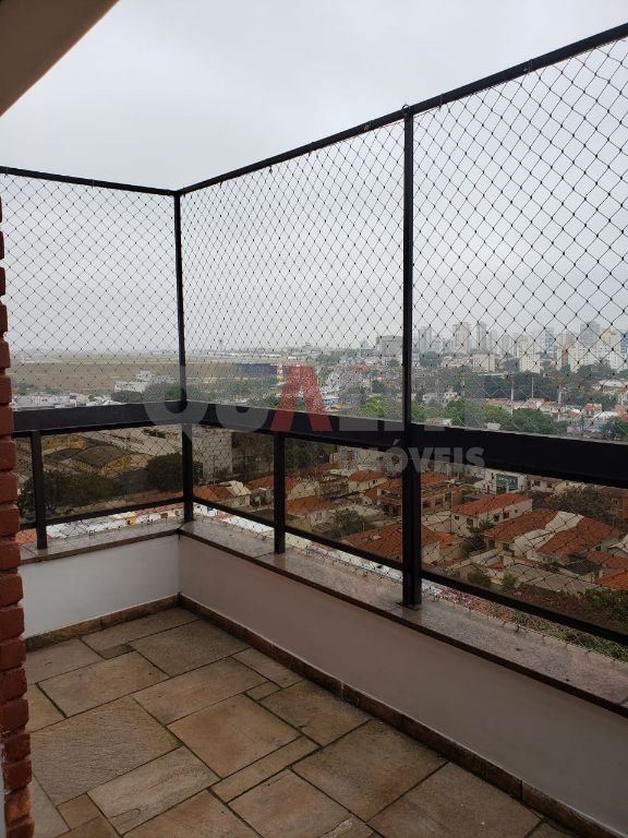 Cobertura duplex para venda em Moema com 184 m², 3 quartos sendo 2 suítes, 2 vagas, lazer e vista panorâmica, oportunidade!