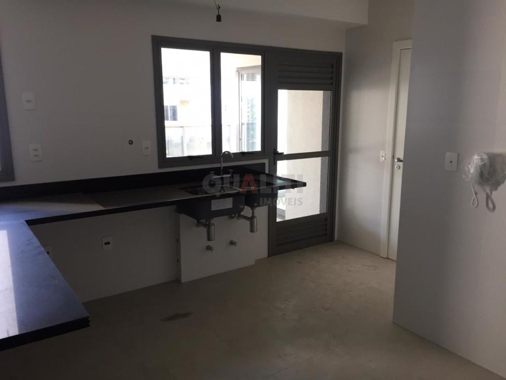 Apto alto padrão, novo, próx Metrô, com 3 suítes, 4 vagas, 192 m² e lazer para venda no Campo Belo.