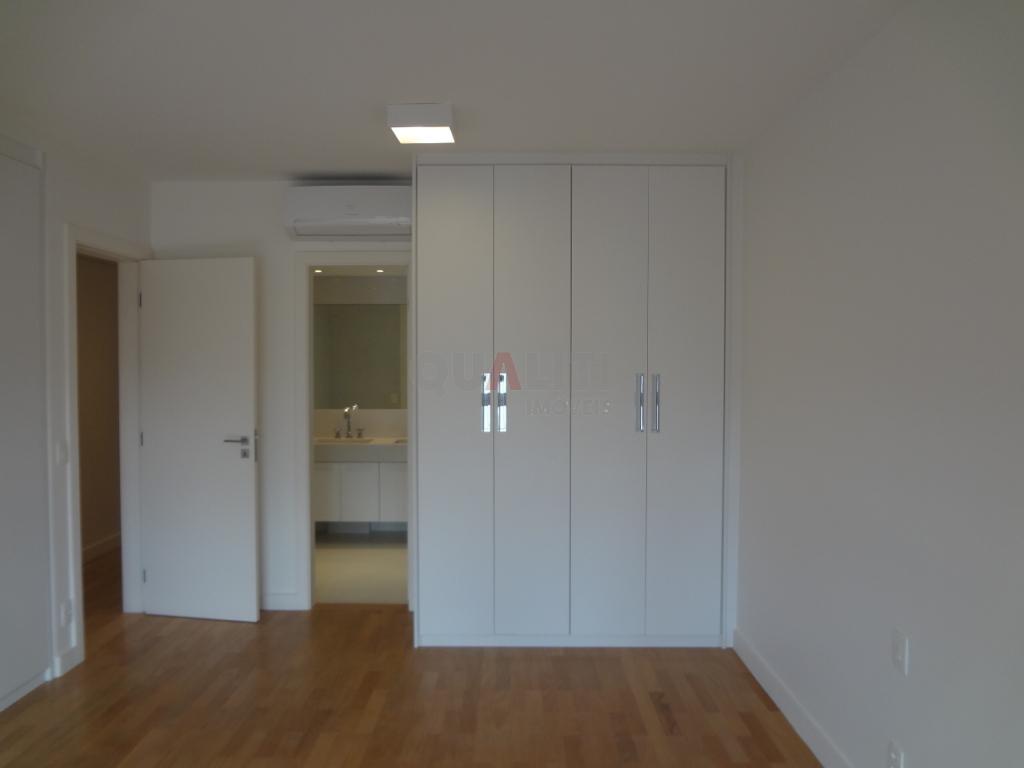 Apto alto padrão, novo, próx Metrô, com 3 suítes, 4 vagas, 192 m² e lazer para venda no Campo Belo.