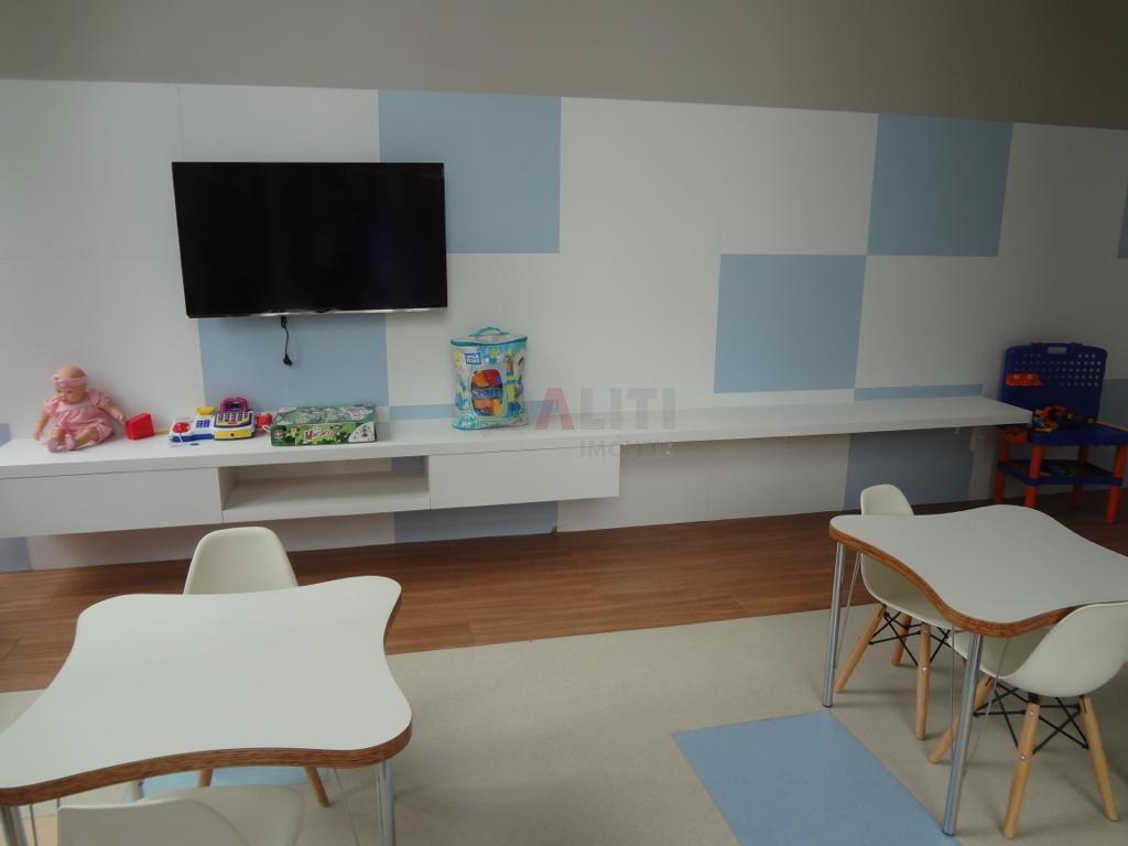 Apto alto padrão, novo, próx Metrô, com 3 suítes, 4 vagas, 192 m² e lazer para venda no Campo Belo.