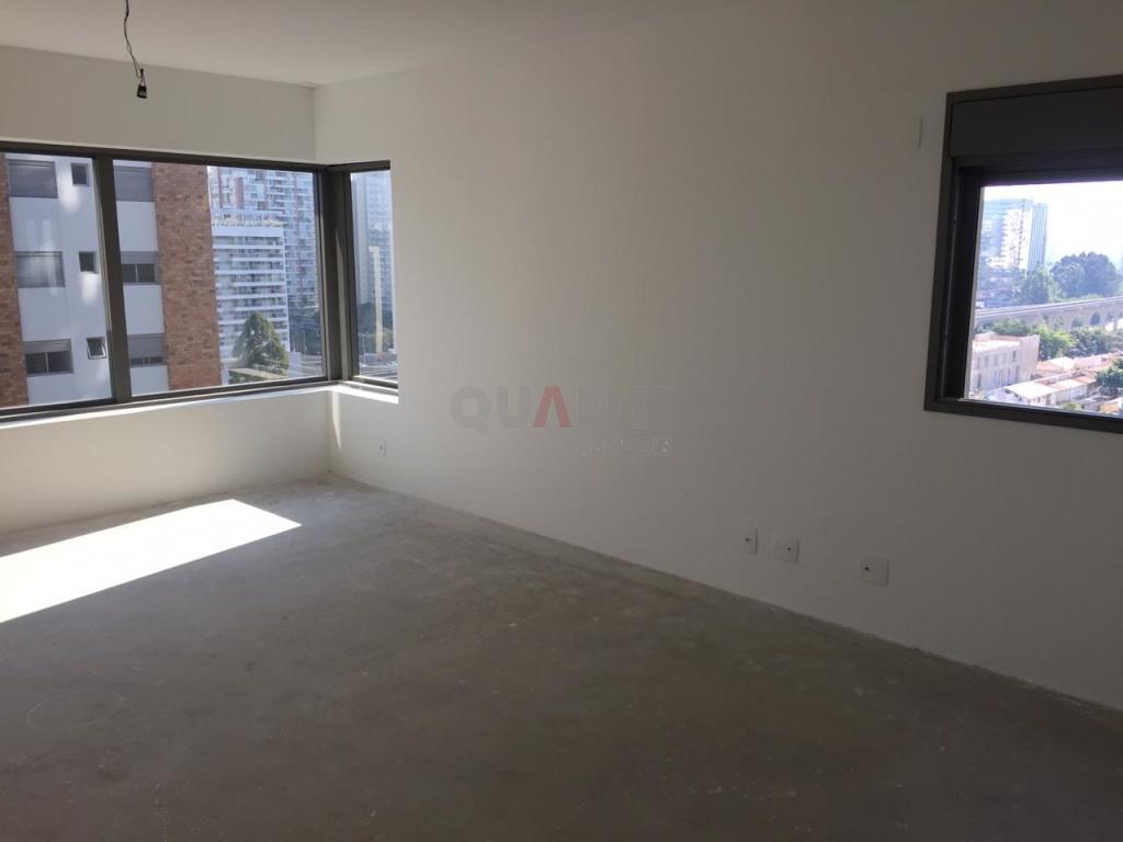 Apto alto padrão, novo, próx Metrô, com 3 suítes, 4 vagas, 192 m² e lazer para venda no Campo Belo.