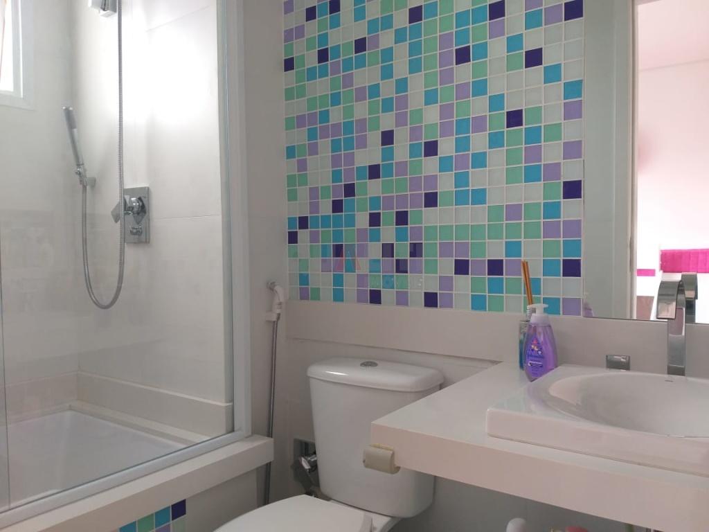 Apartamento para Venda no Brooklin com 138 m², com 3 quartos, 3 suítes e 3 vagas.