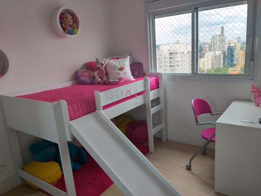 Apartamento para Venda no Brooklin com 138 m², com 3 quartos, 3 suítes e 3 vagas.