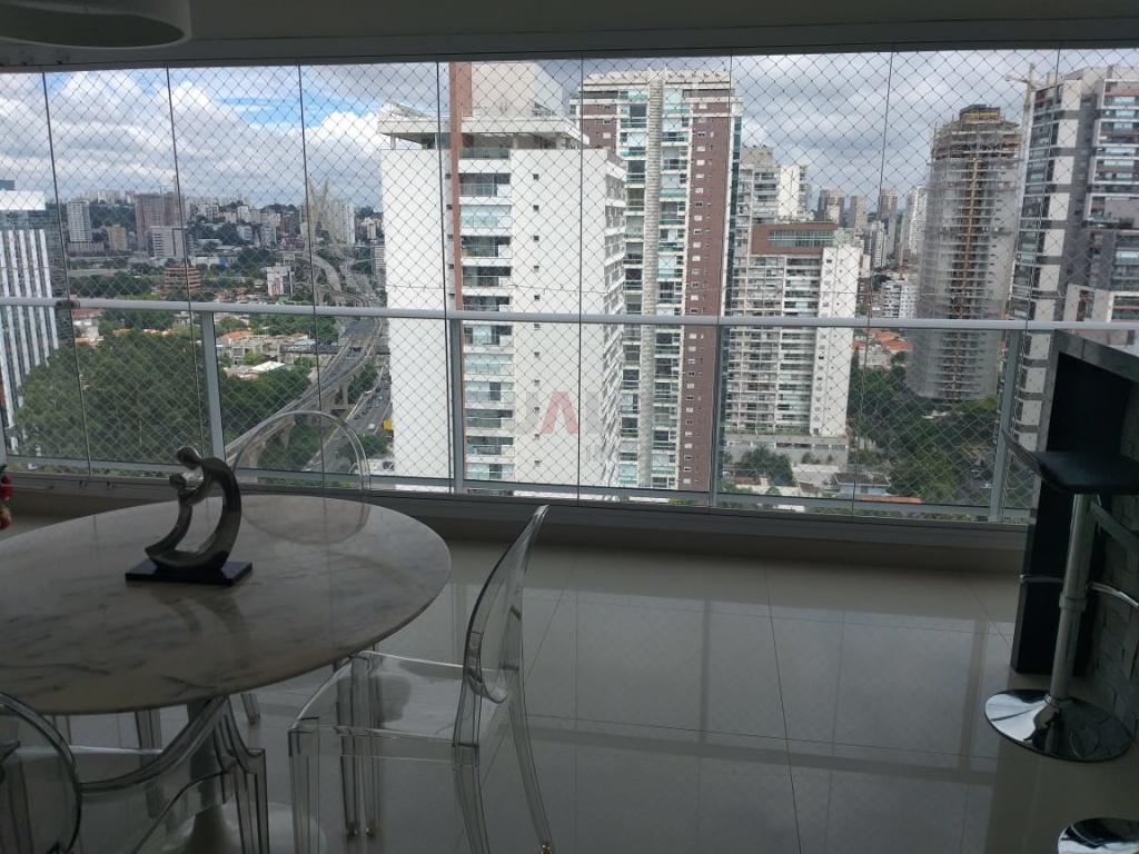 Apartamento para Venda no Brooklin com 138 m², com 3 quartos, 3 suítes e 3 vagas.