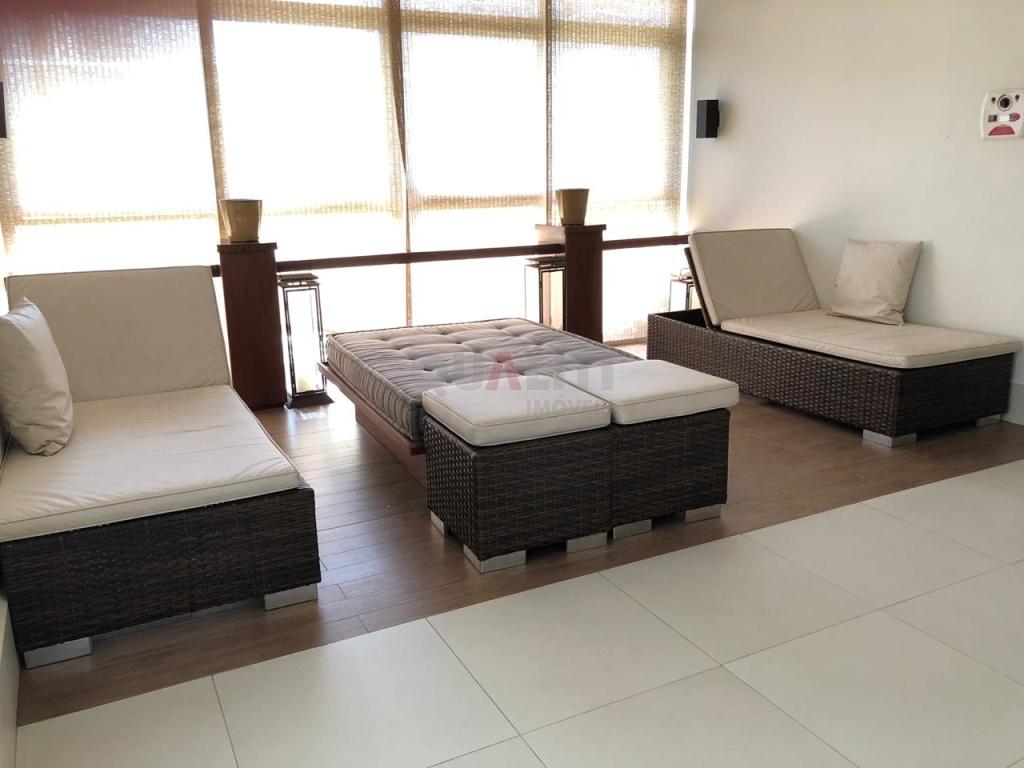 Apartamento para Venda no Brooklin com 138 m², com 3 quartos, 3 suítes e 3 vagas.