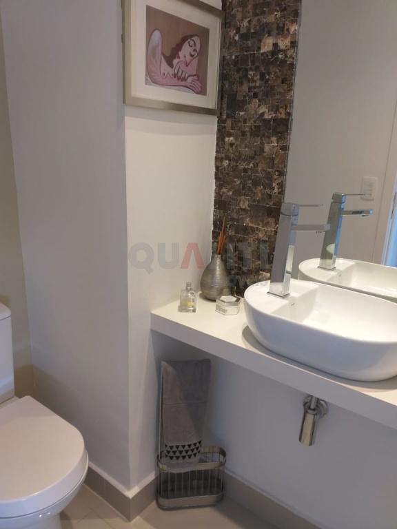 Apartamento para Venda no Brooklin com 138 m², com 3 quartos, 3 suítes e 3 vagas.