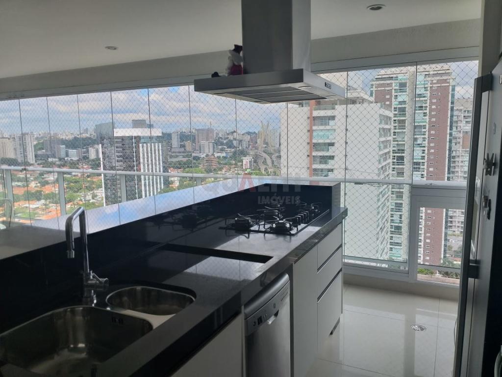 Apartamento para Venda no Brooklin com 138 m², com 3 quartos, 3 suítes e 3 vagas.