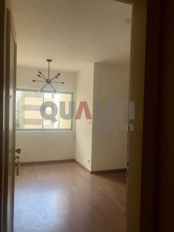Apartamento com 62 m² para Venda e Locação com 2 dormitórios, 2 banheiros, 1 vaga, em Moema Pássaros