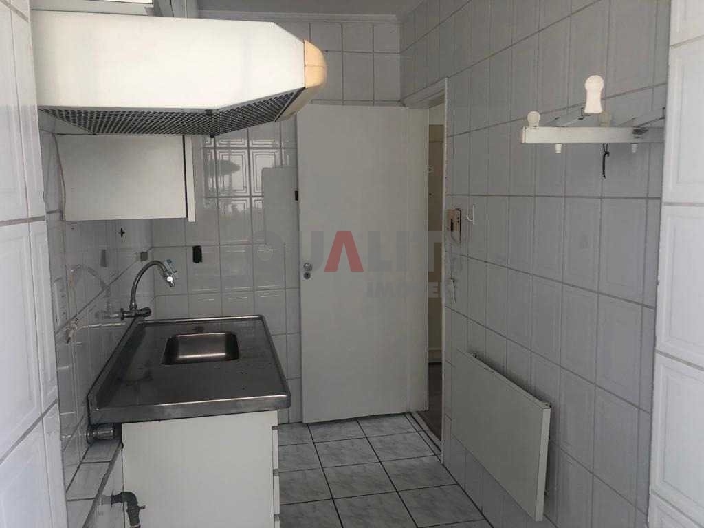 Apartamento com 62 m² para Venda e Locação com 2 dormitórios, 2 banheiros, 1 vaga, em Moema Pássaros