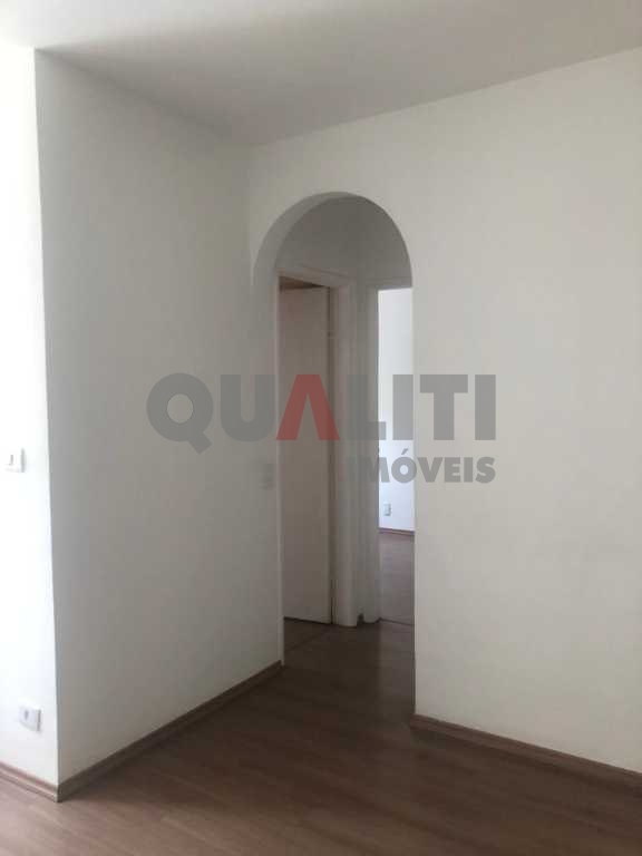 Apartamento com 62 m² para Venda e Locação com 2 dormitórios, 2 banheiros, 1 vaga, em Moema Pássaros