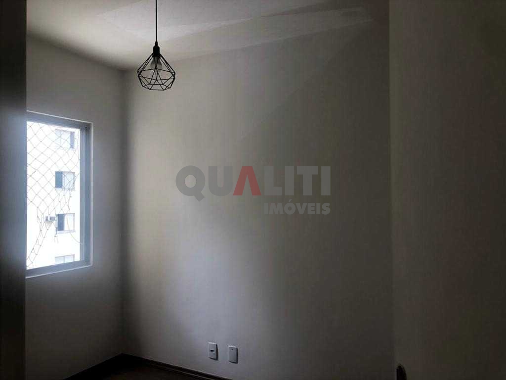 Apartamento com 62 m² para Venda e Locação com 2 dormitórios, 2 banheiros, 1 vaga, em Moema Pássaros