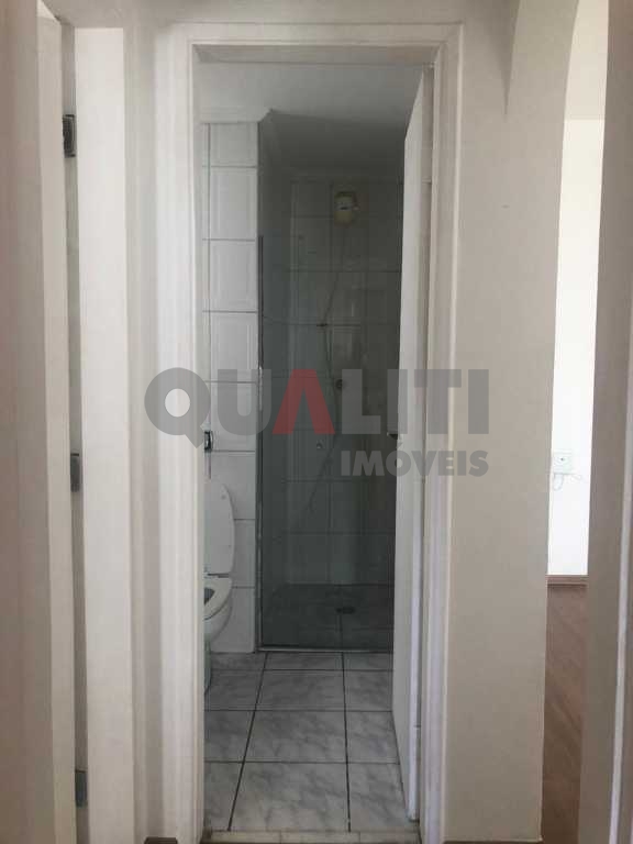 Apartamento com 62 m² para Venda e Locação com 2 dormitórios, 2 banheiros, 1 vaga, em Moema Pássaros