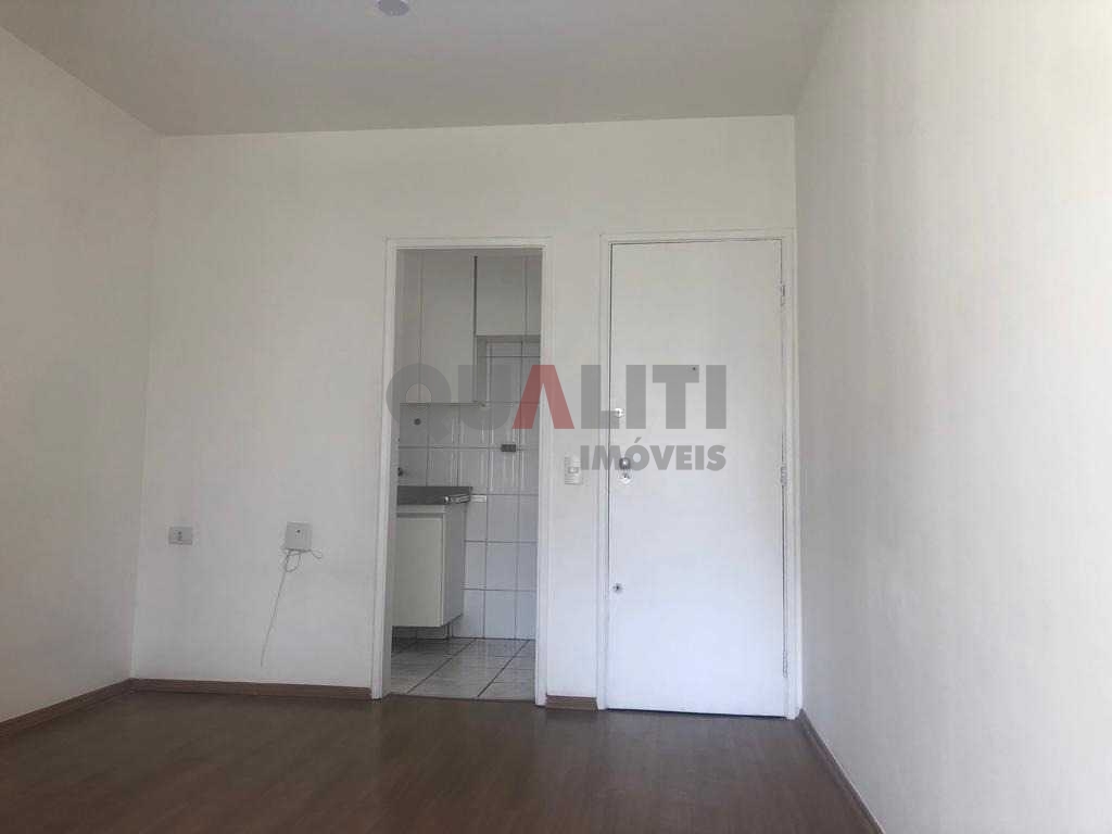 Apartamento com 62 m² para Venda e Locação com 2 dormitórios, 2 banheiros, 1 vaga, em Moema Pássaros