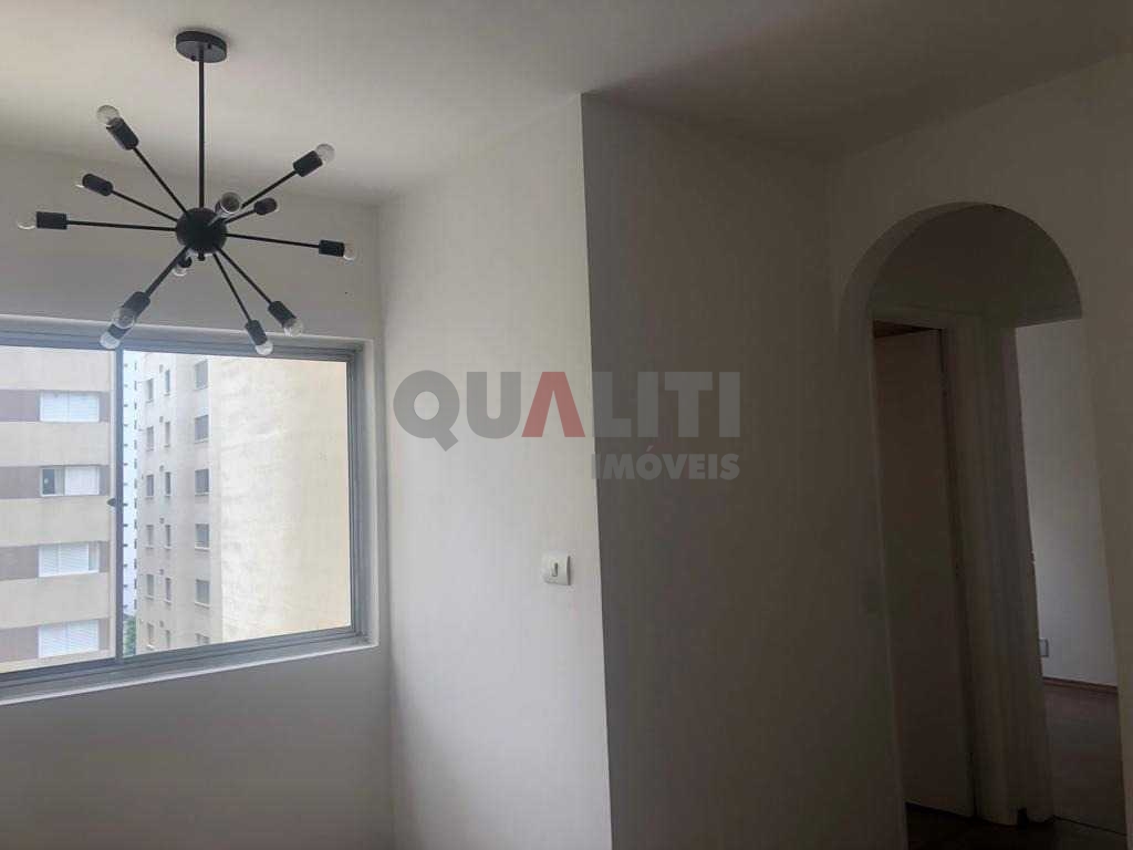 Apartamento com 62 m² para Venda e Locação com 2 dormitórios, 2 banheiros, 1 vaga, em Moema Pássaros
