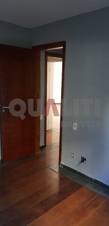 Apartamento para Venda com 147 m², com 4 dormitórios, 2 suítes, 3 vagas de garagem em Moema Índios.