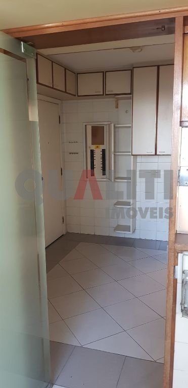 Apartamento para Venda com 147 m², com 4 dormitórios, 2 suítes, 3 vagas de garagem em Moema Índios.