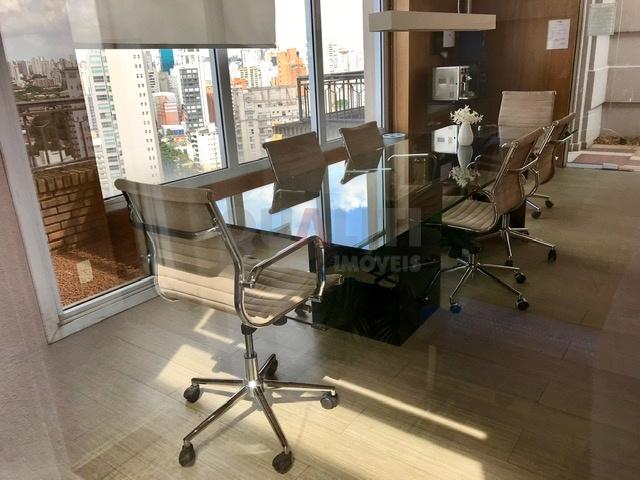 Apartamento mobiliado para Locação, 78 m², 1 suíte, closet, sacada, 2 vagas na Vila Nova Conceição