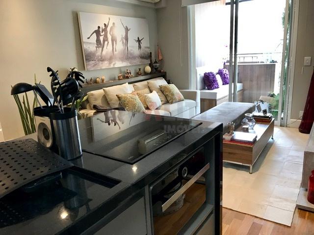 Apartamento mobiliado para Locação, 78 m², 1 suíte, closet, sacada, 2 vagas na Vila Nova Conceição