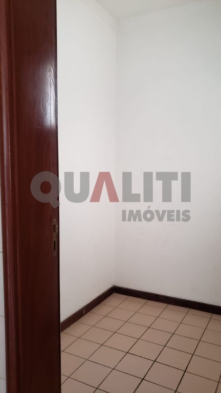 Apartamento para Locação com 2 quartos, 2 banheiros e 1 vaga de garagem, ao lado do Metrô, no Bairro Jabaquara