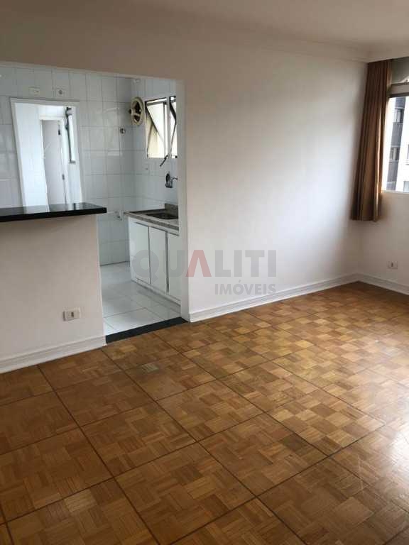 Apartamento com 70 m² para Venda com 2 quartos, 2 banheiros e 1 vaga em Moema Índios