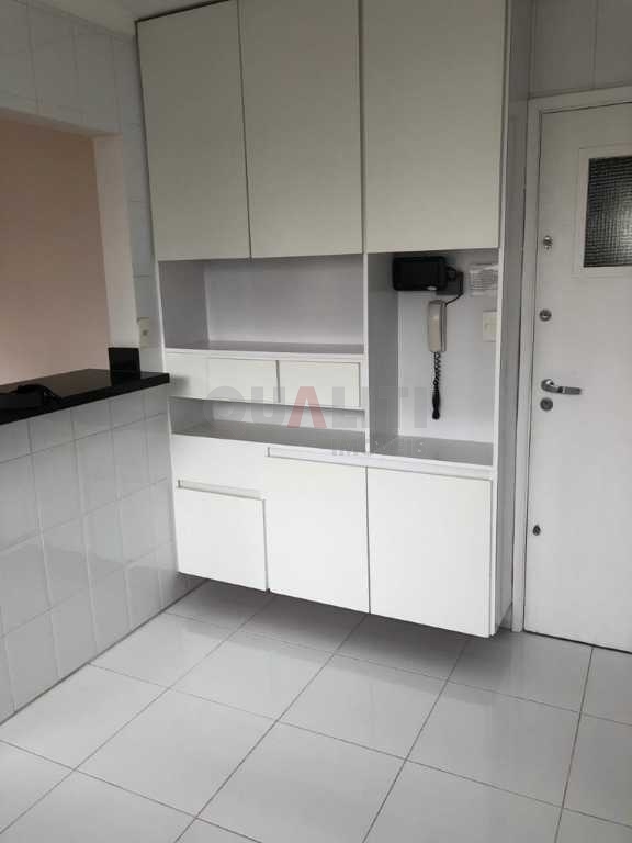 Apartamento com 70 m² para Venda com 2 quartos, 2 banheiros e 1 vaga em Moema Índios