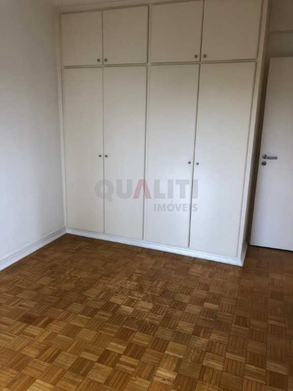 Apartamento com 70 m² para Venda com 2 quartos, 2 banheiros e 1 vaga em Moema Índios