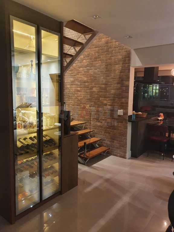 Ótimo apartamento duplex no Campo Belo !