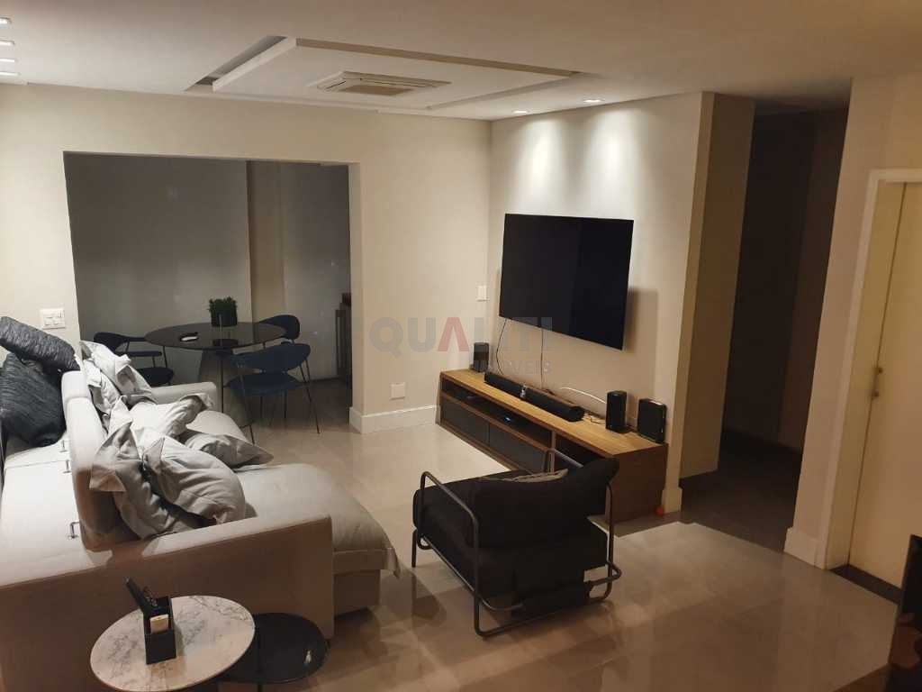 Ótimo apartamento duplex no Campo Belo !