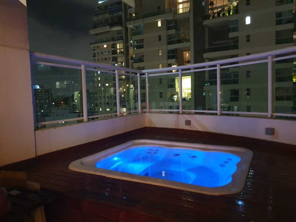 Ótimo apartamento duplex no Campo Belo !