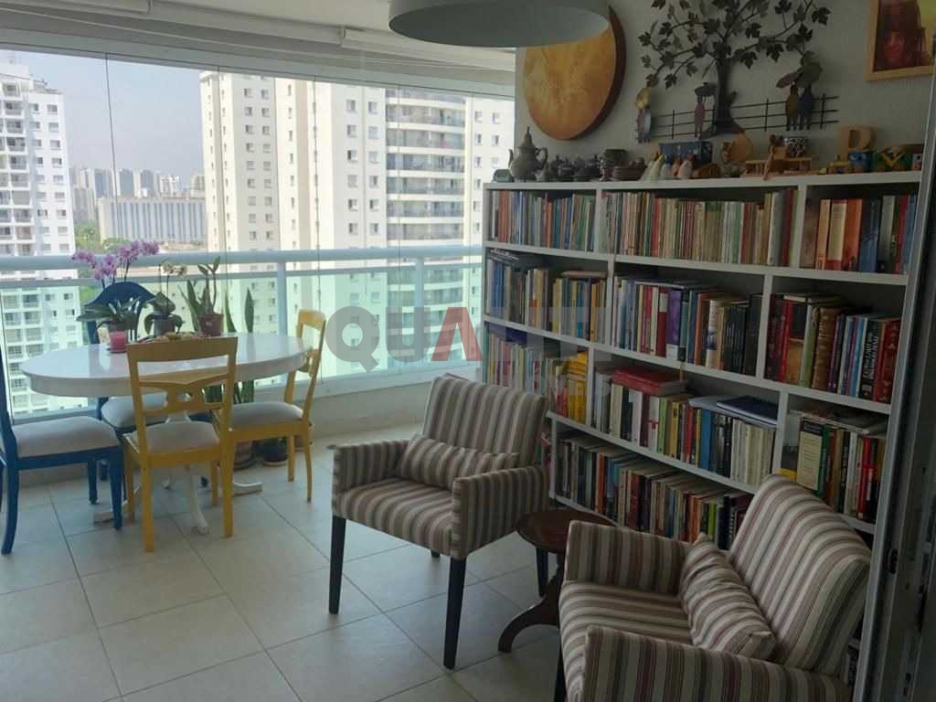 Ótimo apartamento localizado em Santo Amaro !