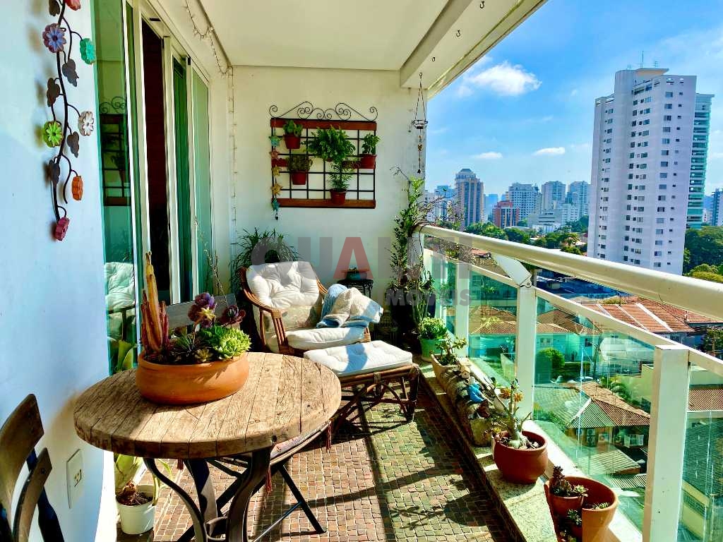 Ótimo Apartamento localizado no Campo Belo !
