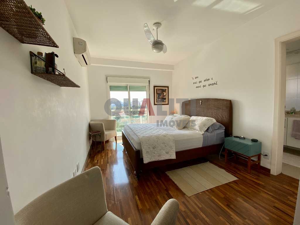 Ótimo Apartamento localizado no Campo Belo !