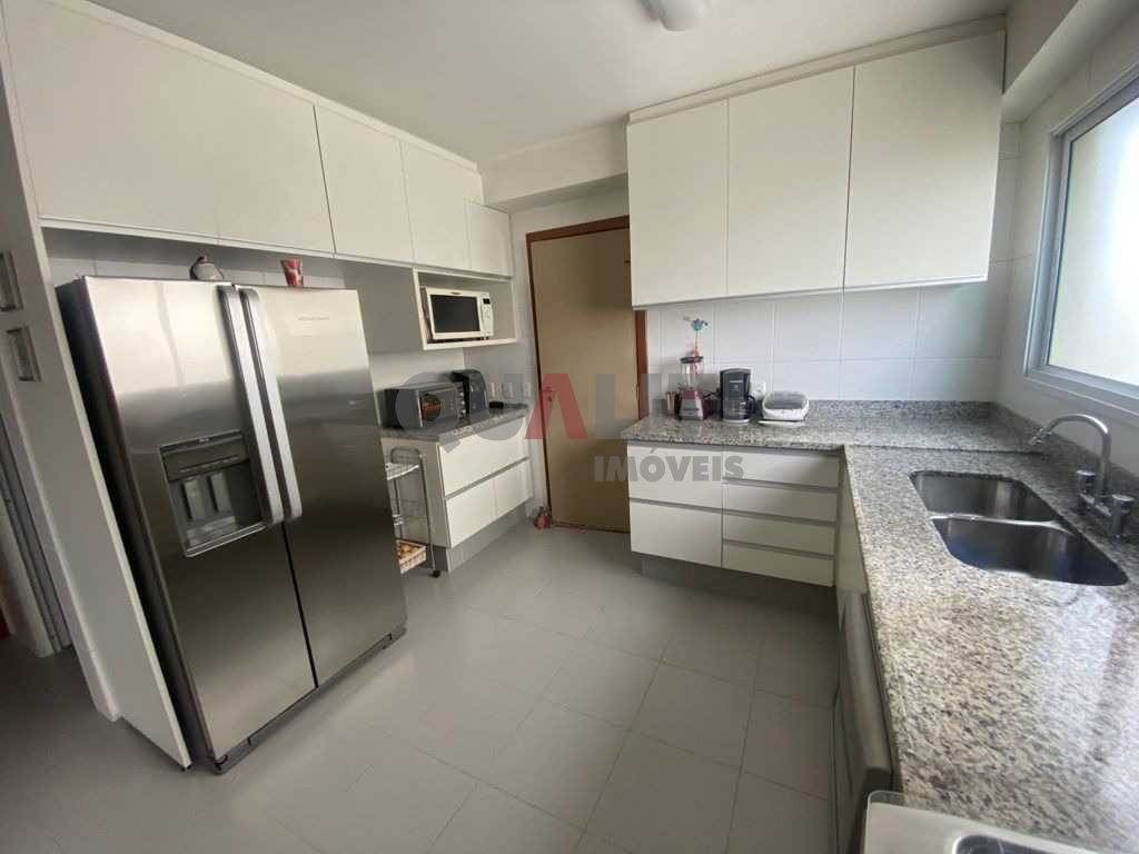 Apartamento em Moema, 3 dorm, 2 vagas de garagem Moema Indios.