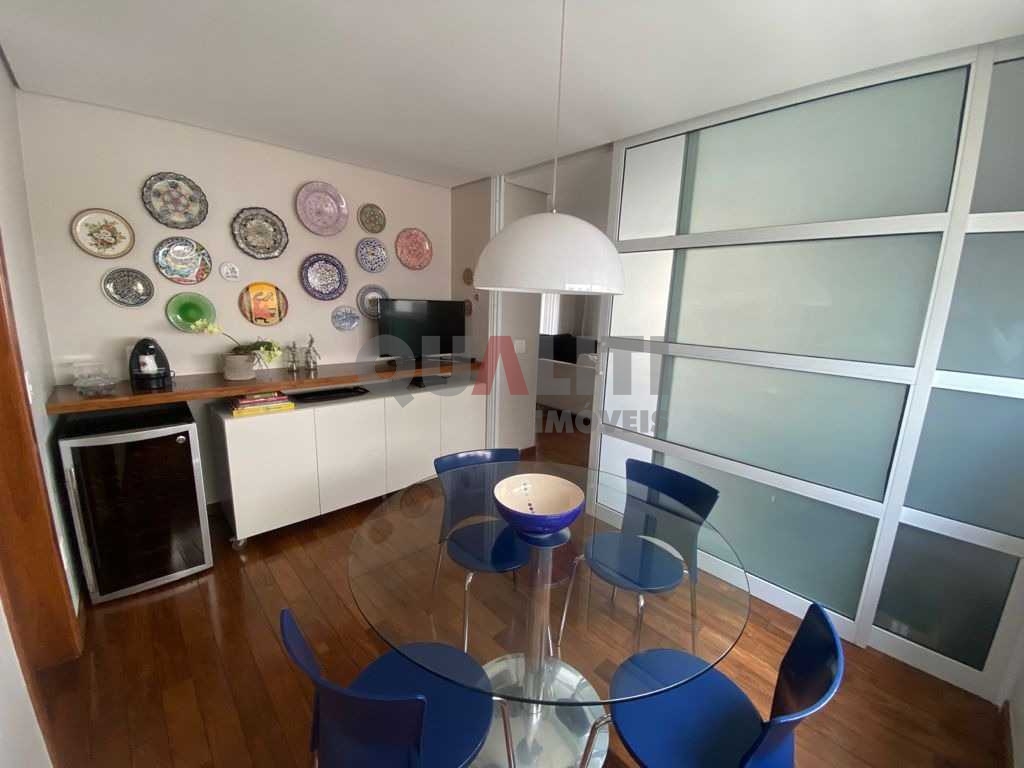 Apartamento em Moema, 3 dorm, 2 vagas de garagem Moema Indios.