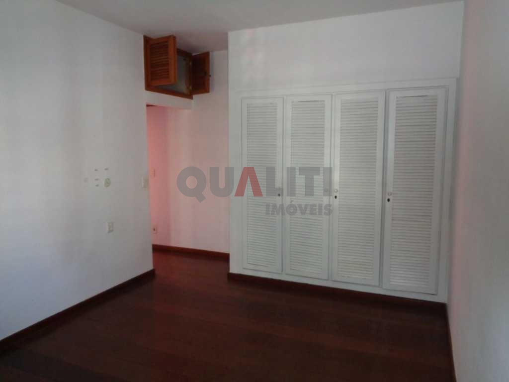 Casa para venda no Campo Belo Exelente.