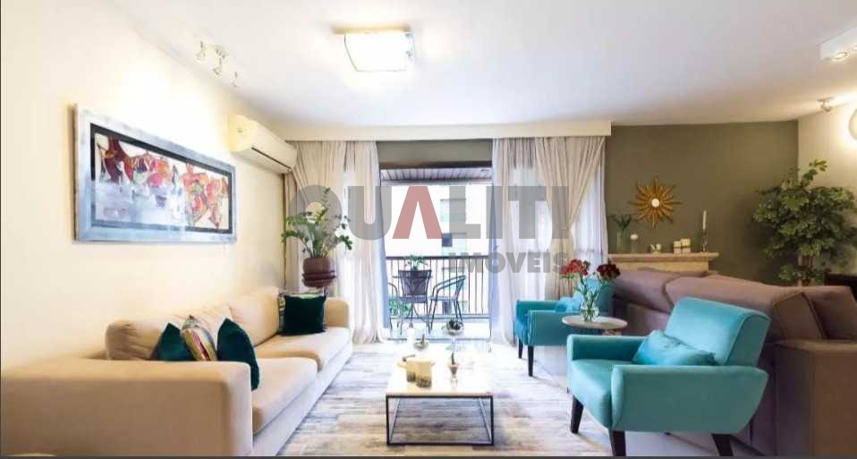 Apartamento para venda com 180 m², fora de rota, com 4 suítes, closets, 3 vagas na Vila Uberabinha.